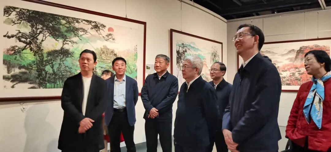 中国乡村发展志愿服务促进会一行在漯河调研